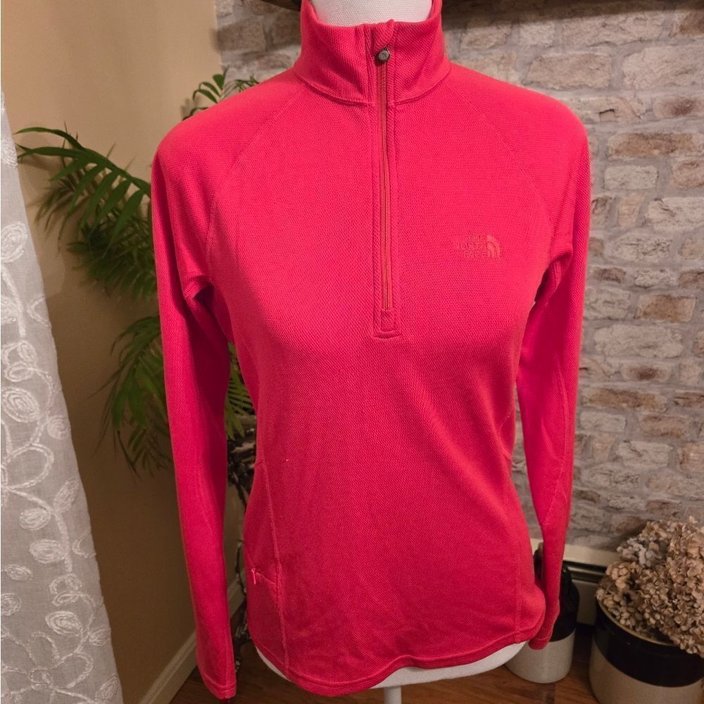 The North Face women's size S/P pullover